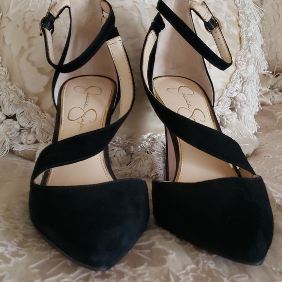 Jessica Simpson Suede Heels - Picture 5 of 6
